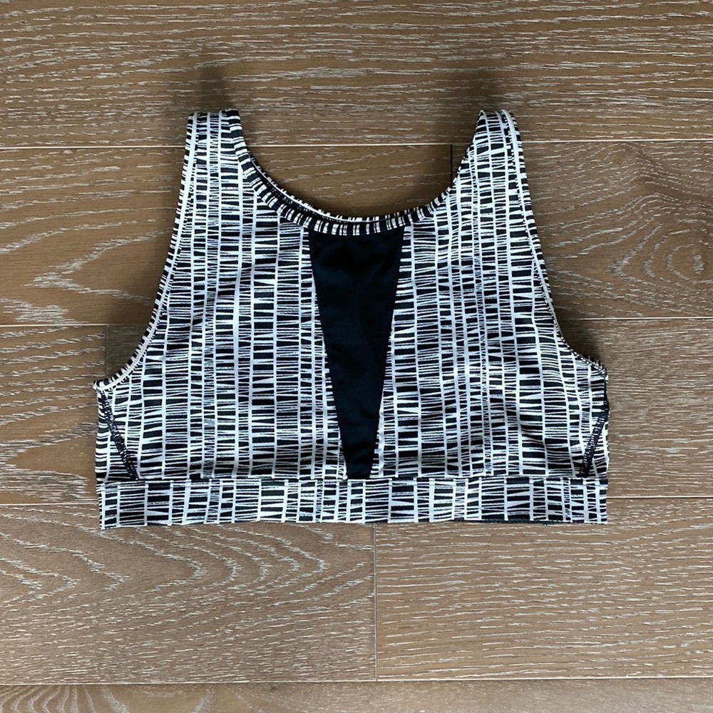 Victoria Secret Printed Sports Bra | M